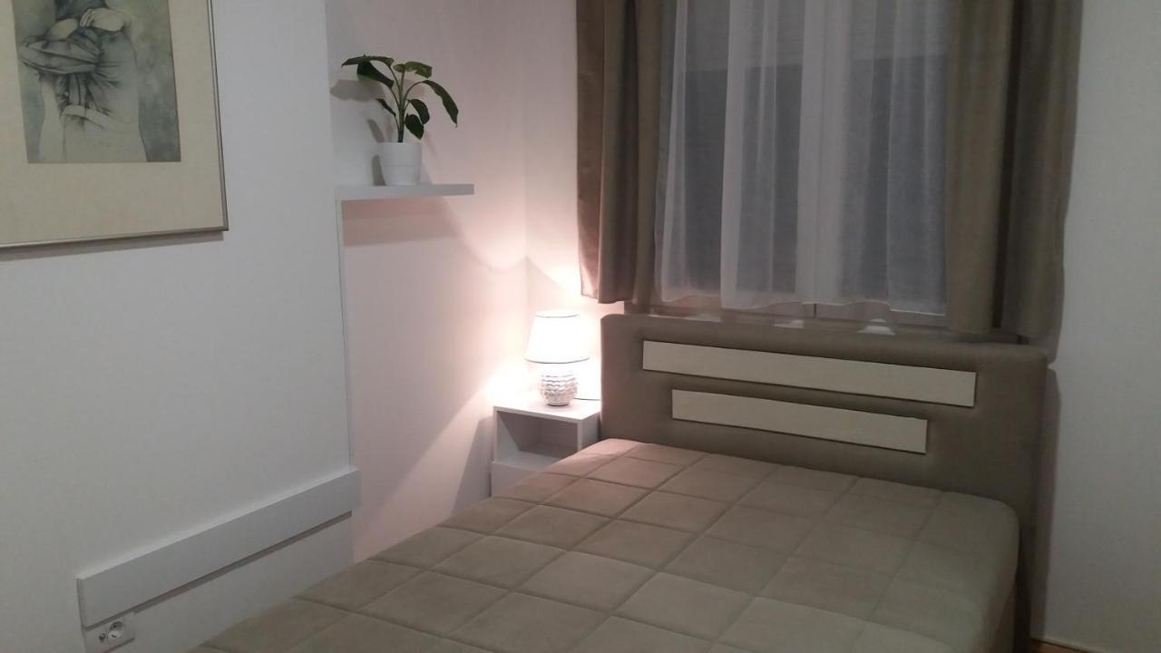 Apartman Stojanovic R Novi Sad Exteriör bild