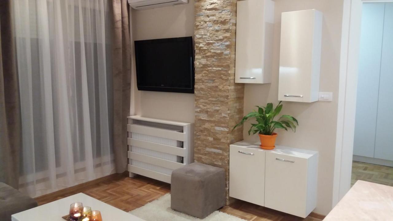 Apartman Stojanovic R Novi Sad Exteriör bild